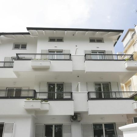 Residence Altea Риччоне Экстерьер фото